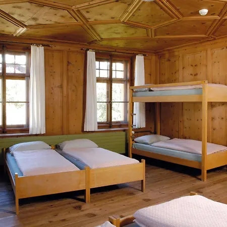 Sta-maria Youth Hostel