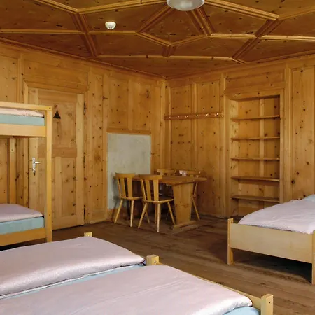 Hostel Sta-maria Youth *